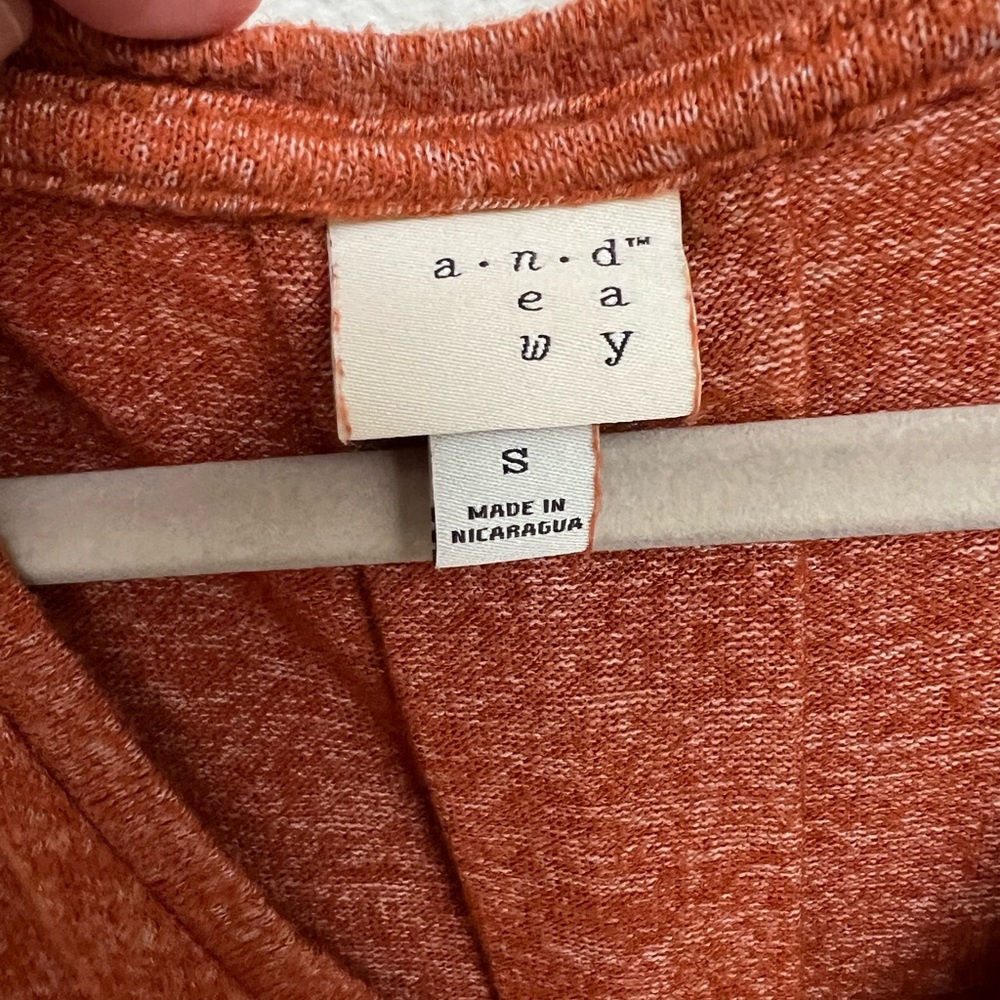 Fall Tops Bundle - Picture 3 of 5